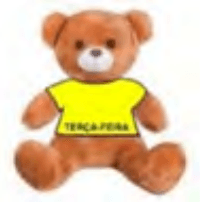 Ursinho de pelúcia vestido com uma camiseta amarela com a inscrição «Terça-feira».